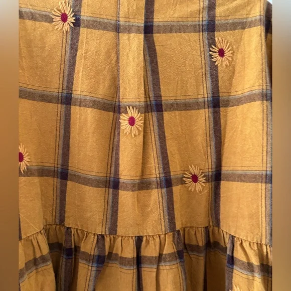 NWOT - Embroidered Flannel Babydoll Top - Picture 9 of 9